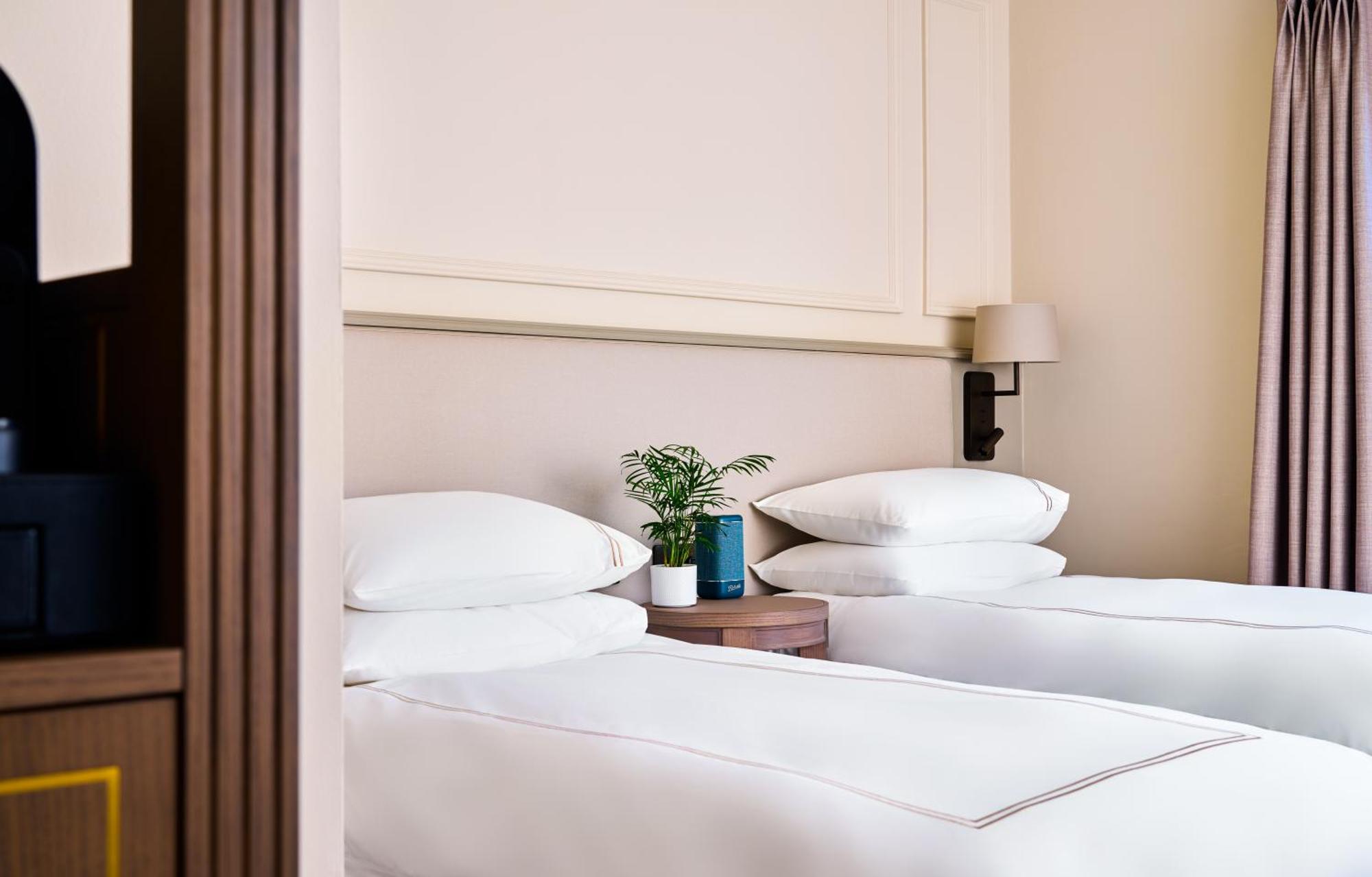 The Lansdowne Kenmare Hotel ภายนอก รูปภาพ